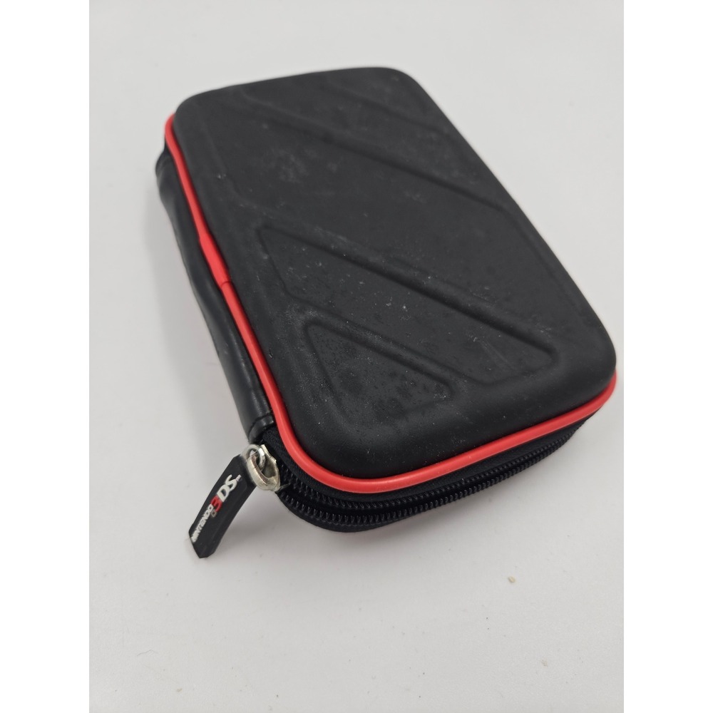 Nintendo 3DS Super Mario Bros Hard Shell Travel Carrying Case Black Red Zip - Picture 2 of 5